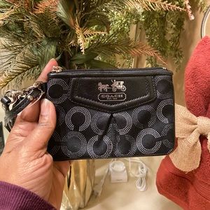 Black signatureCoach wristlet